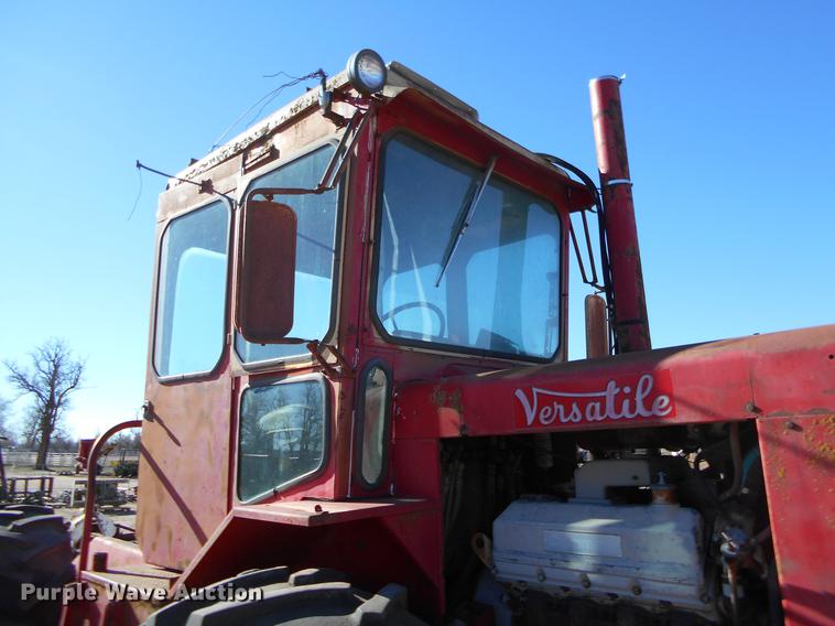 image for item DK9249 Versatile 145 4WD tractor