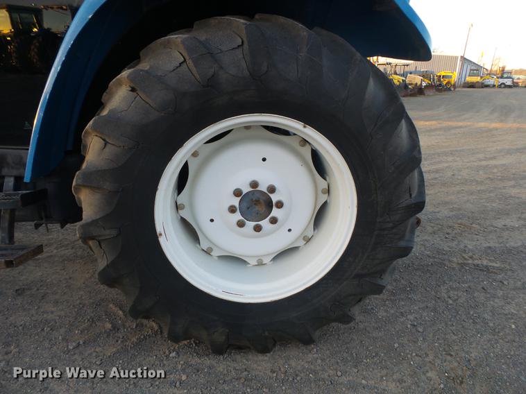 image for item DS9644 1997 New Holland 6635 tractor