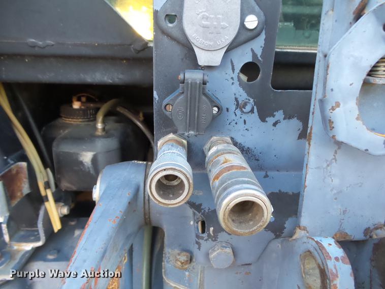 image for item DS9644 1997 New Holland 6635 tractor