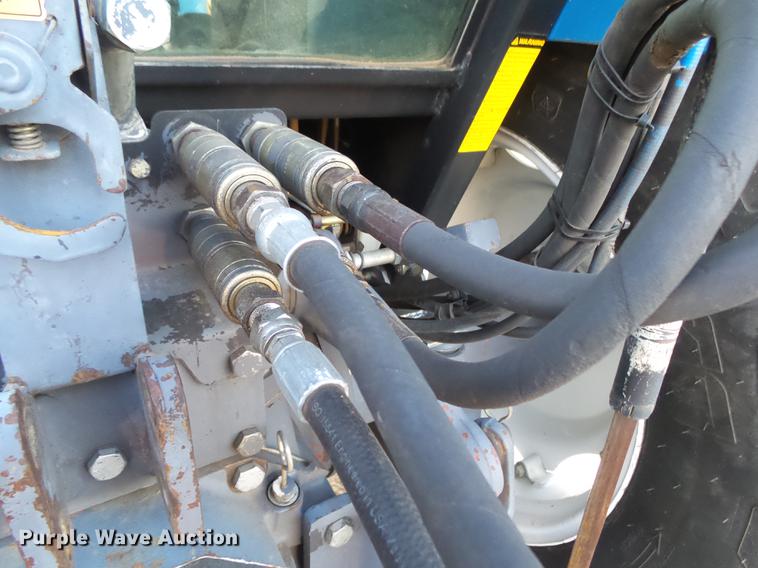 image for item DS9644 1997 New Holland 6635 tractor