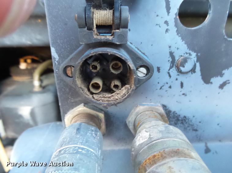 image for item DS9644 1997 New Holland 6635 tractor