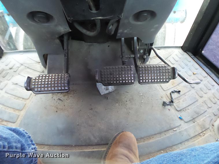 image for item DS9644 1997 New Holland 6635 tractor