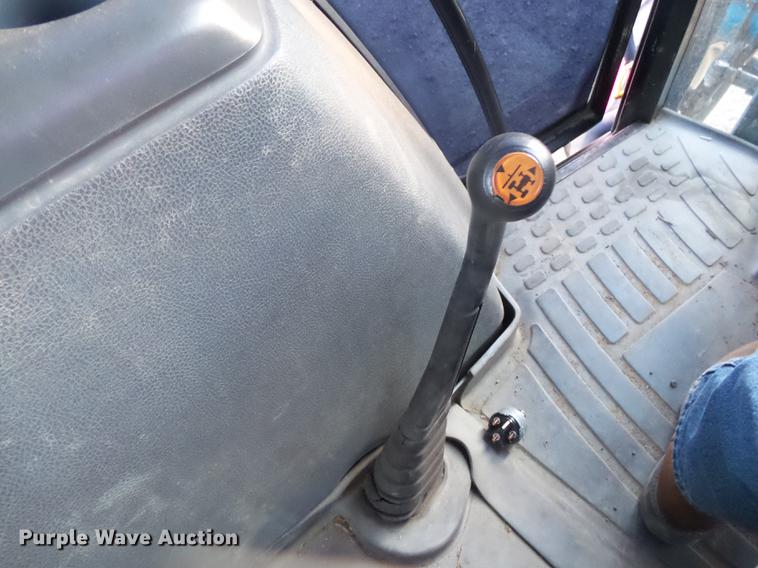 image for item DS9644 1997 New Holland 6635 tractor