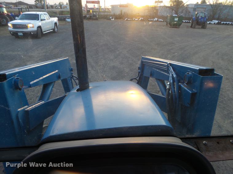 image for item DS9644 1997 New Holland 6635 tractor