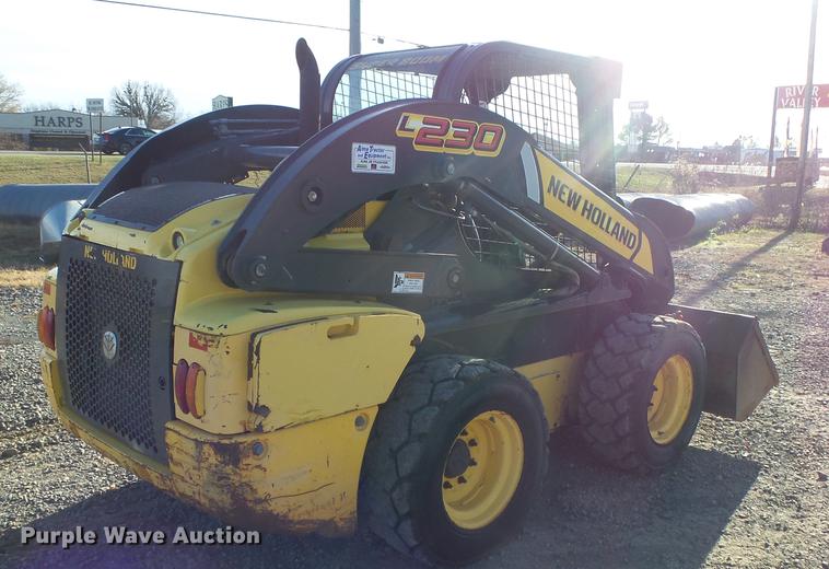 image for item DS9645 2012 New Holland L230 skid steer