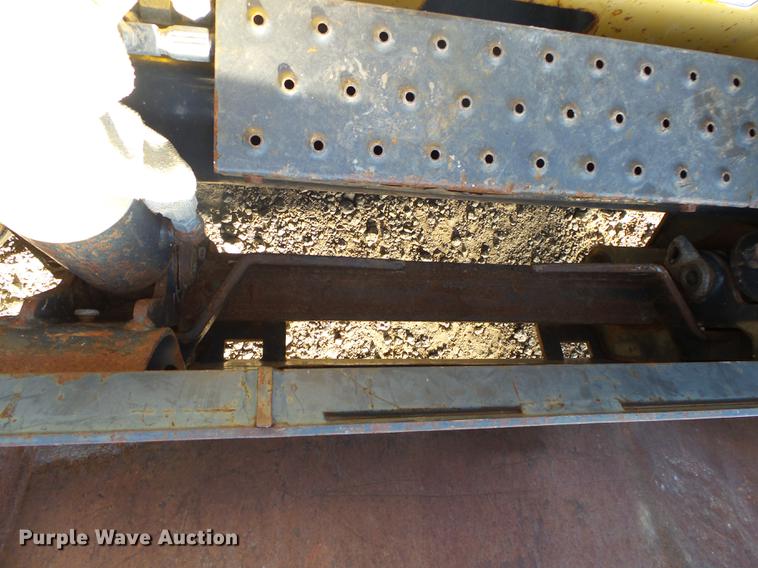 image for item DS9645 2012 New Holland L230 skid steer