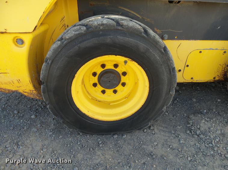 image for item DS9645 2012 New Holland L230 skid steer