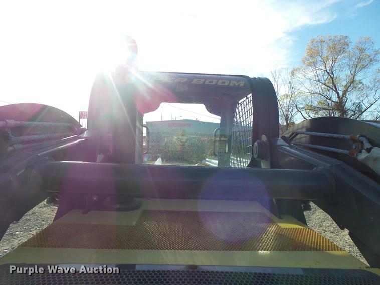 image for item DS9645 2012 New Holland L230 skid steer