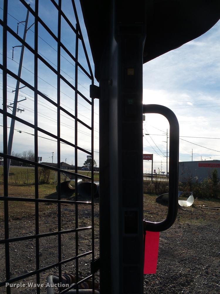 image for item DS9645 2012 New Holland L230 skid steer