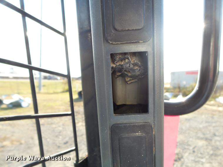 image for item DS9645 2012 New Holland L230 skid steer