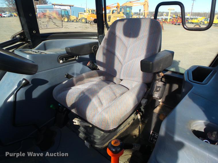 image for item DS9646 2008 New Holland TD80D MFWD tractor