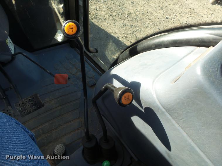 image for item DS9646 2008 New Holland TD80D MFWD tractor