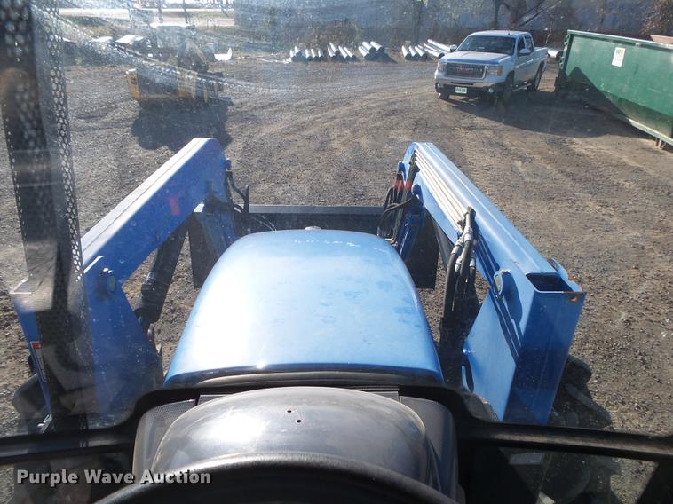 image for item DS9646 2008 New Holland TD80D MFWD tractor