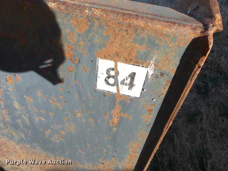 image for item DS9647 2005 Gehl 5640 skid steer