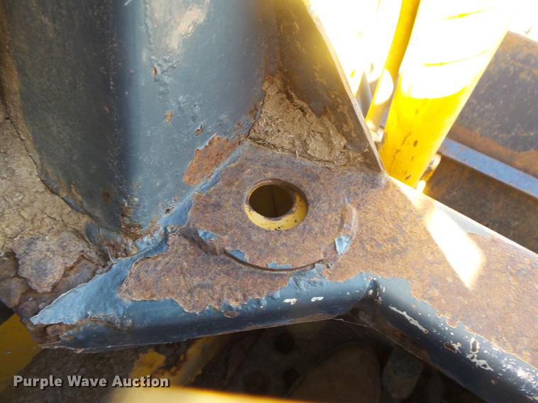 image for item DS9647 2005 Gehl 5640 skid steer