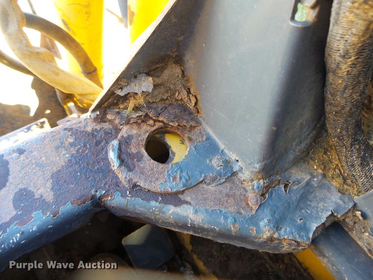 image for item DS9647 2005 Gehl 5640 skid steer