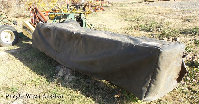 image for item DS9649 New Holland 617 disc mower