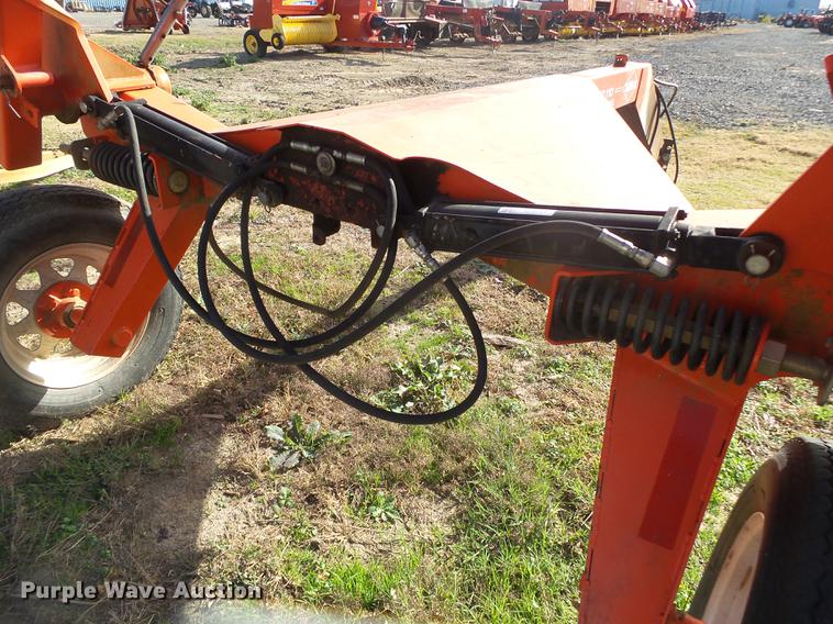 Kuhn SR110 Speed hay rake in Alma, AR Item DS9652 sold Purple Wave