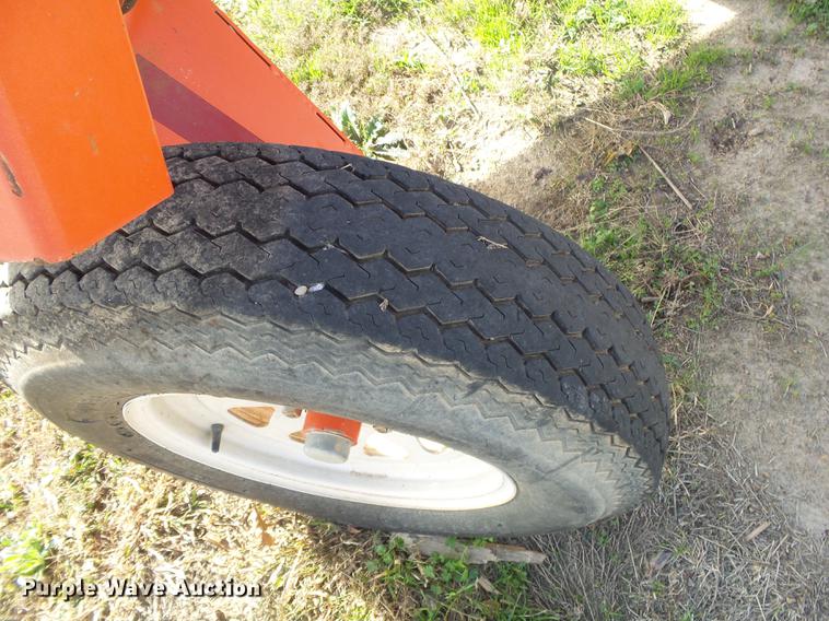 image for item DS9652 Kuhn SR110 Speed hay rake