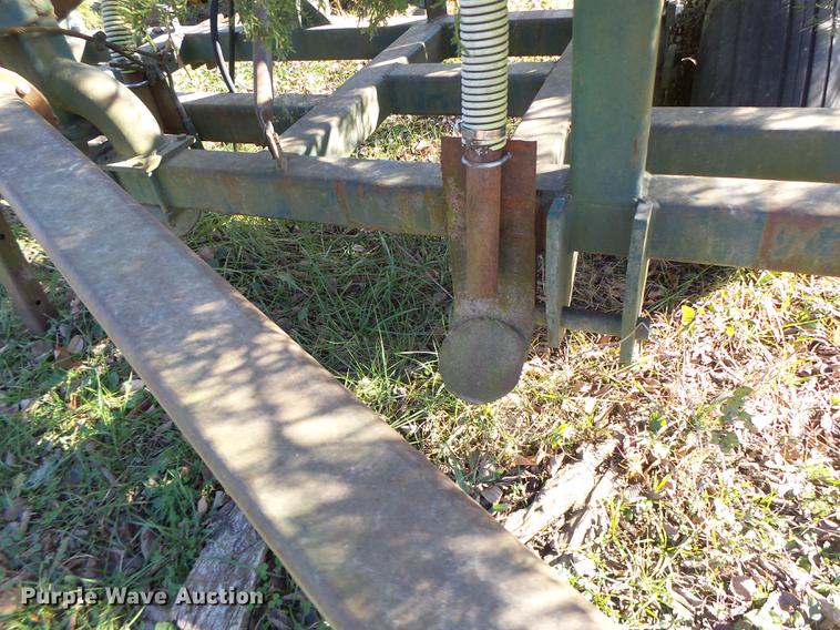 image for item DT9944 Liquid fertilizer applicator toolbar