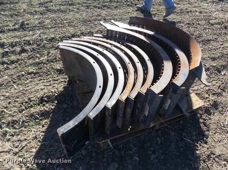 image for item DX9311 Lowen small wire concaves