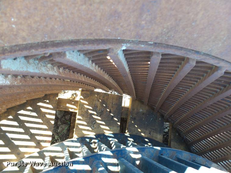 image for item DX9311 Lowen small wire concaves