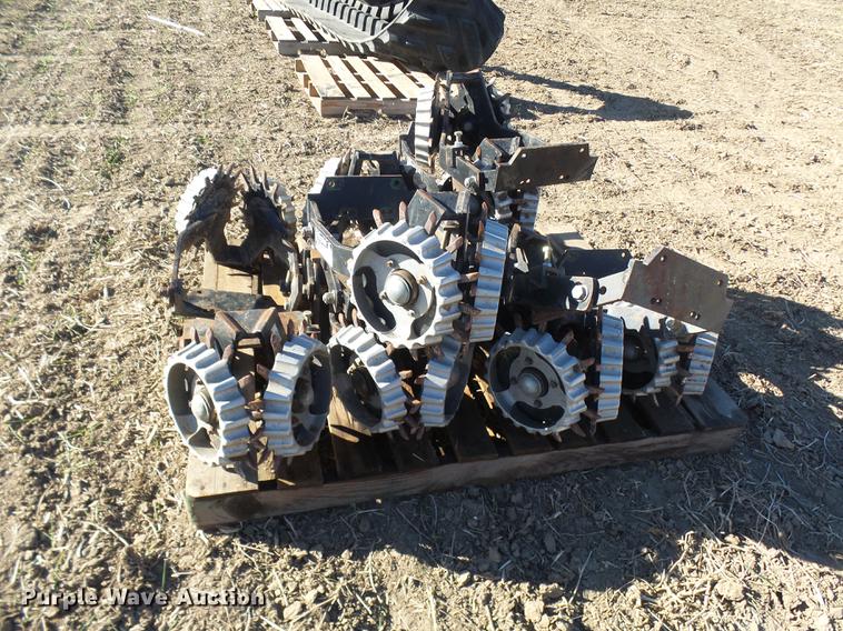 image for item DX9312 (23) Martin floating row cleaners