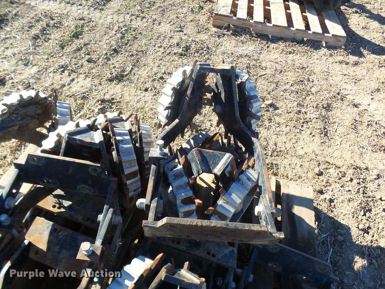 image for item DX9312 (23) Martin floating row cleaners