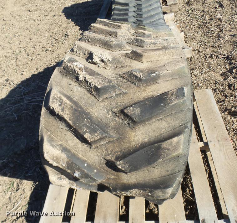 image for item DX9313 (2) Caterpillar Challenger MT700 series tracks