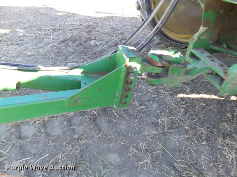 image for item DX9315 John Deere 960 field cultivator