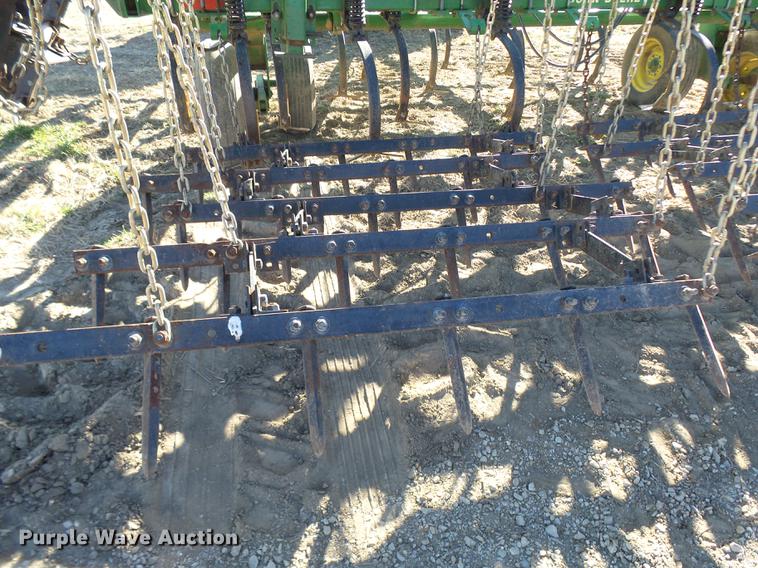 image for item DX9315 John Deere 960 field cultivator