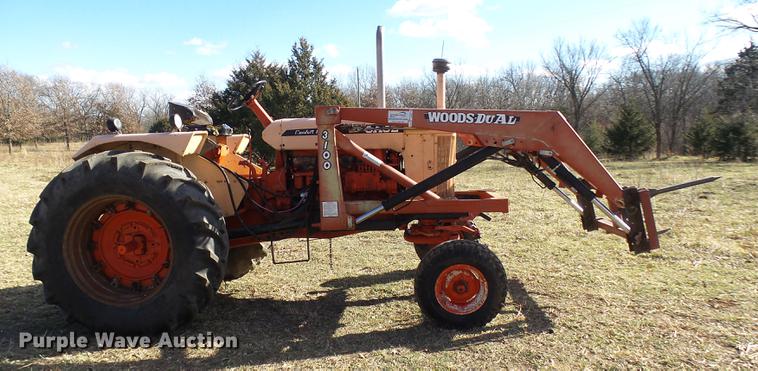 image for item DX9329 Case 930-931 tractor