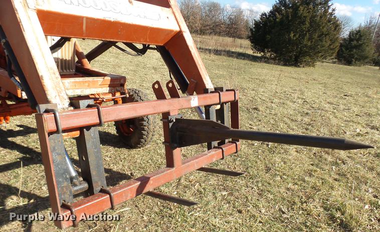 image for item DX9329 Case 930-931 tractor