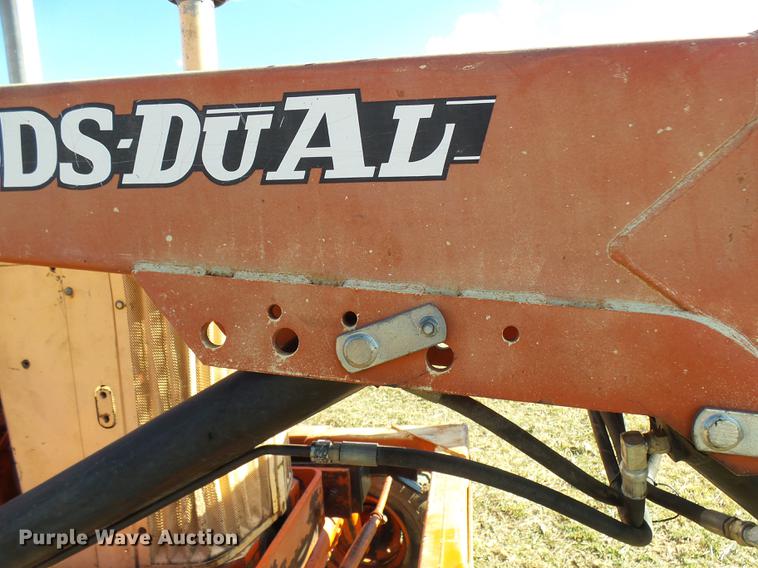 image for item DX9329 Case 930-931 tractor