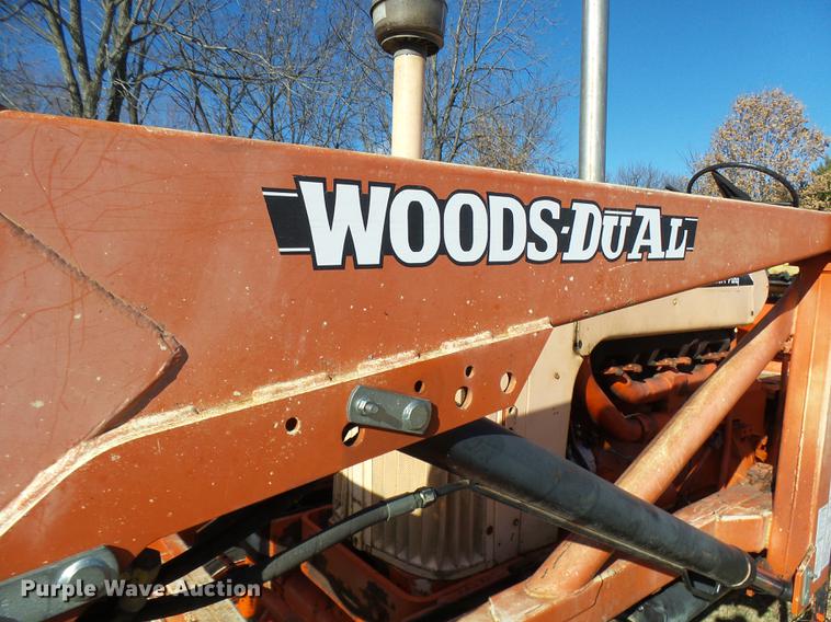 image for item DX9329 Case 930-931 tractor