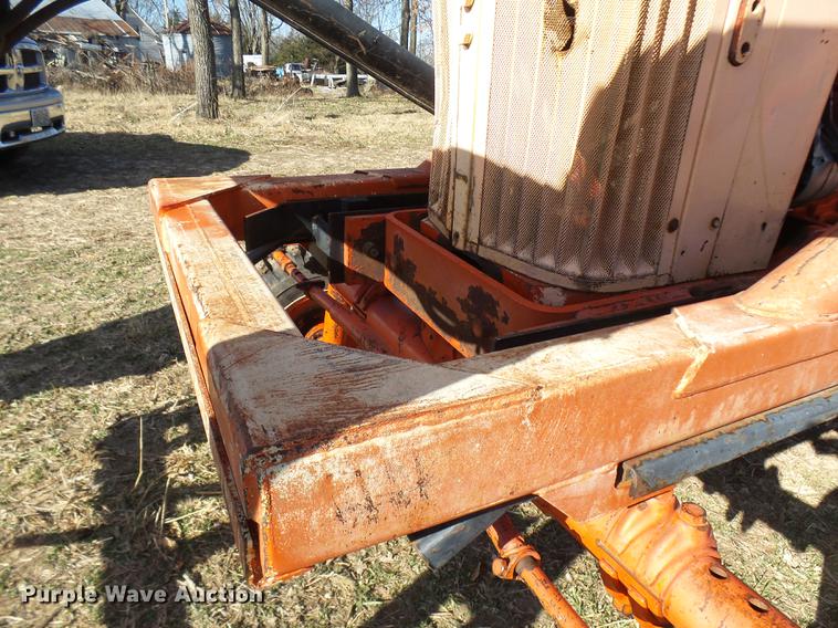 image for item DX9329 Case 930-931 tractor