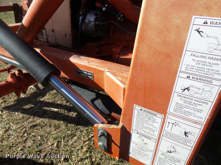 image for item DX9329 Case 930-931 tractor