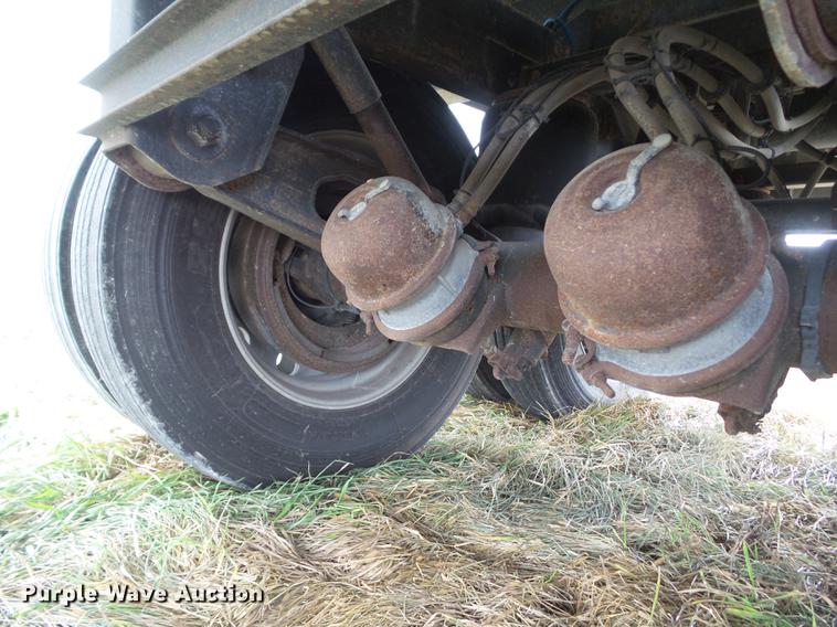 image for item DZ9125 2014 Timpte Super Hopper 4066 double hopper grain trailer