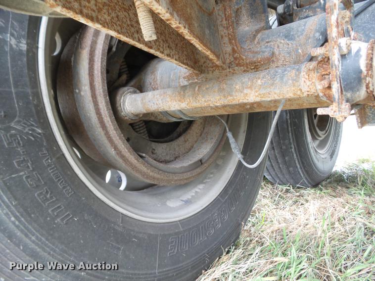 image for item DZ9125 2014 Timpte Super Hopper 4066 double hopper grain trailer