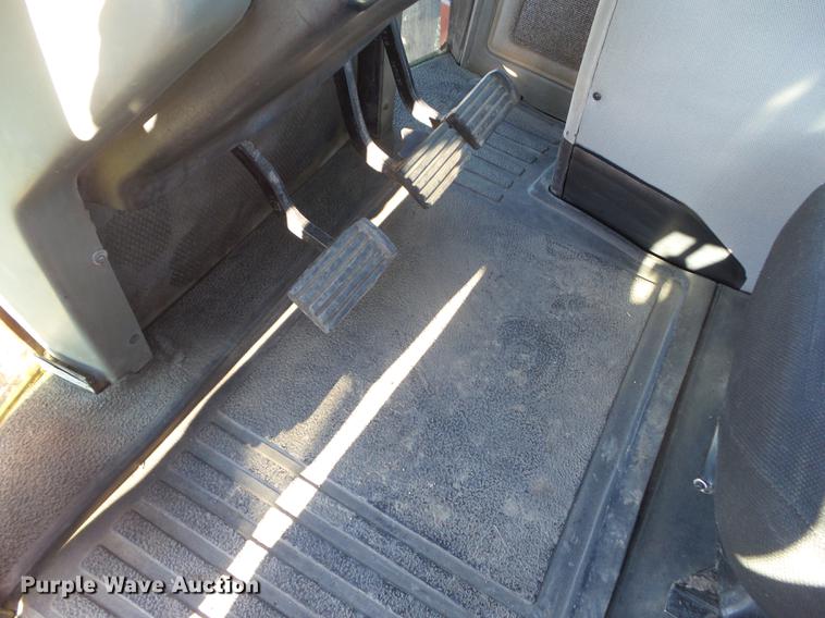 image for item DZ9141 1989 Case IH 7140 MFWD tractor