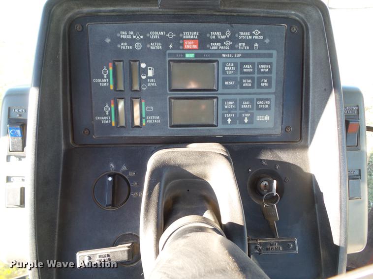 image for item DZ9141 1989 Case IH 7140 MFWD tractor