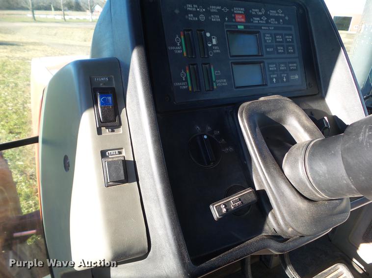 image for item DZ9141 1989 Case IH 7140 MFWD tractor