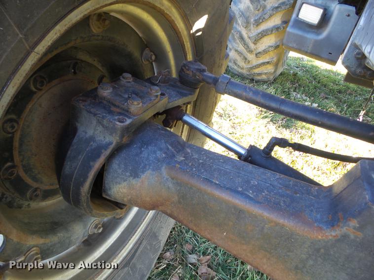 image for item DZ9141 1989 Case IH 7140 MFWD tractor