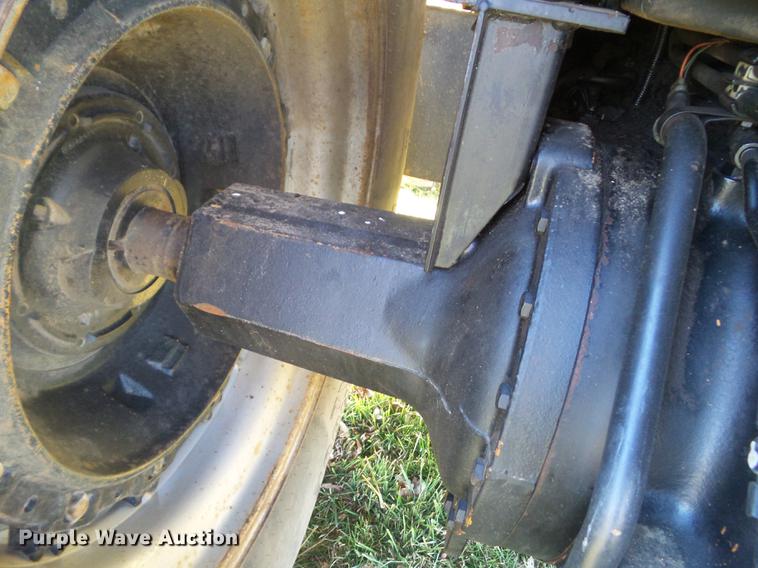 image for item DZ9141 1989 Case IH 7140 MFWD tractor