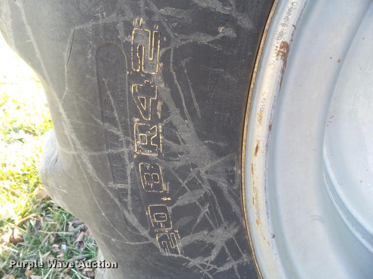 image for item DZ9141 1989 Case IH 7140 MFWD tractor