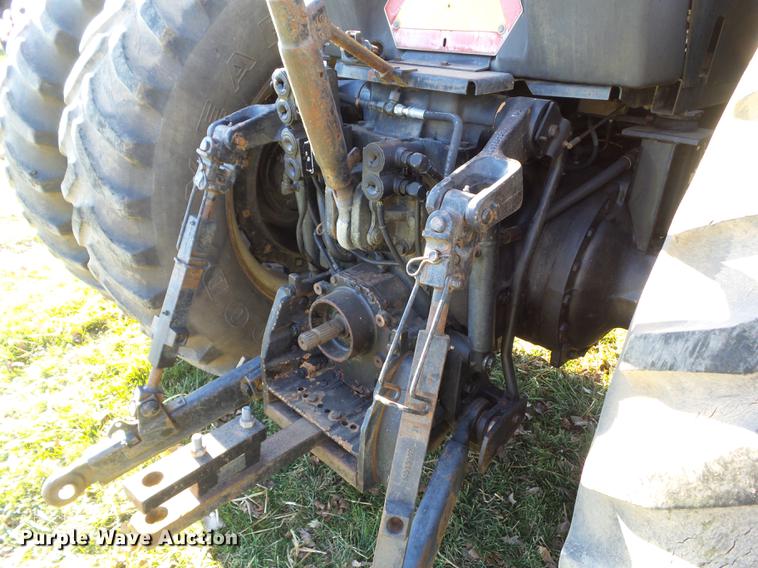 image for item DZ9141 1989 Case IH 7140 MFWD tractor