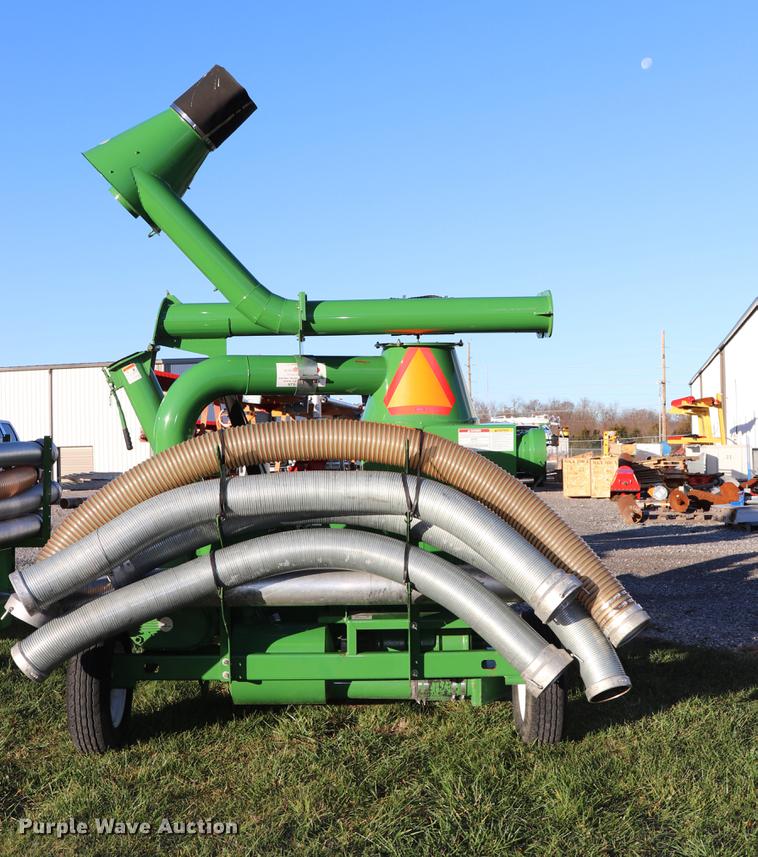 image for item EC9289 2015 Walinga 7614 grain vacuum