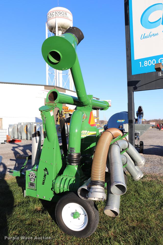 image for item EC9289 2015 Walinga 7614 grain vacuum