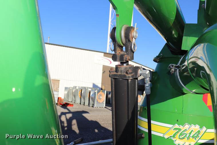 image for item EC9289 2015 Walinga 7614 grain vacuum