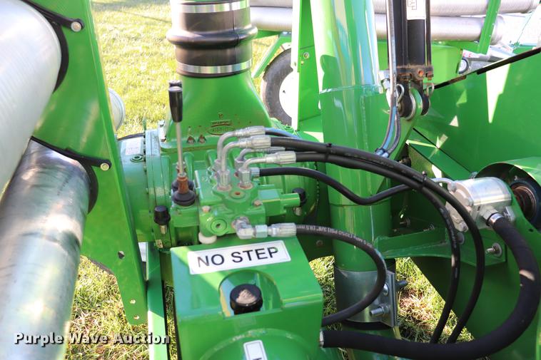 image for item EC9289 2015 Walinga 7614 grain vacuum